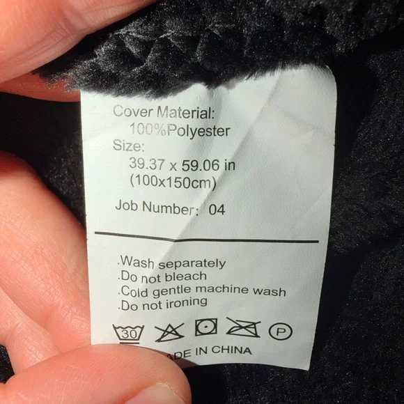 Black Fleece Throw Blanket - Picture 2 of 3